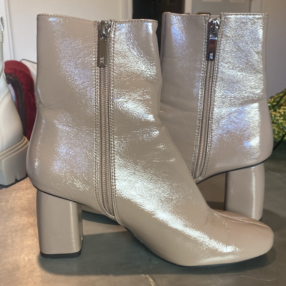 Zara Heeled Beige Patent Faux Leather Booties, side zipper, like new